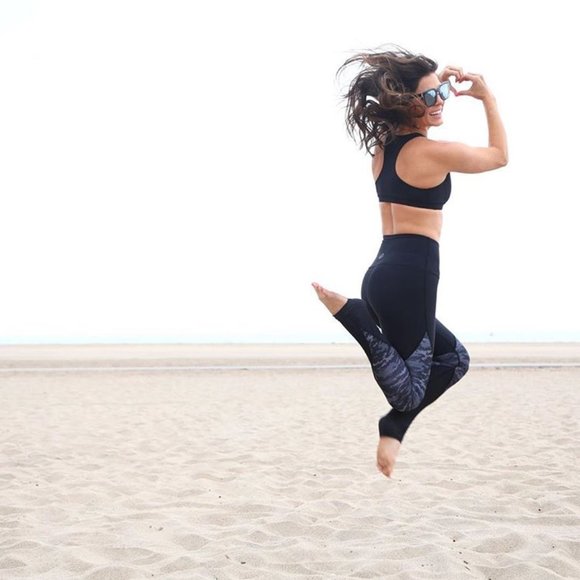 💚YOGA DEMOCRACY LEGGINGS MOVED TO 15 PIECE BOX! - Picture 6 of 12